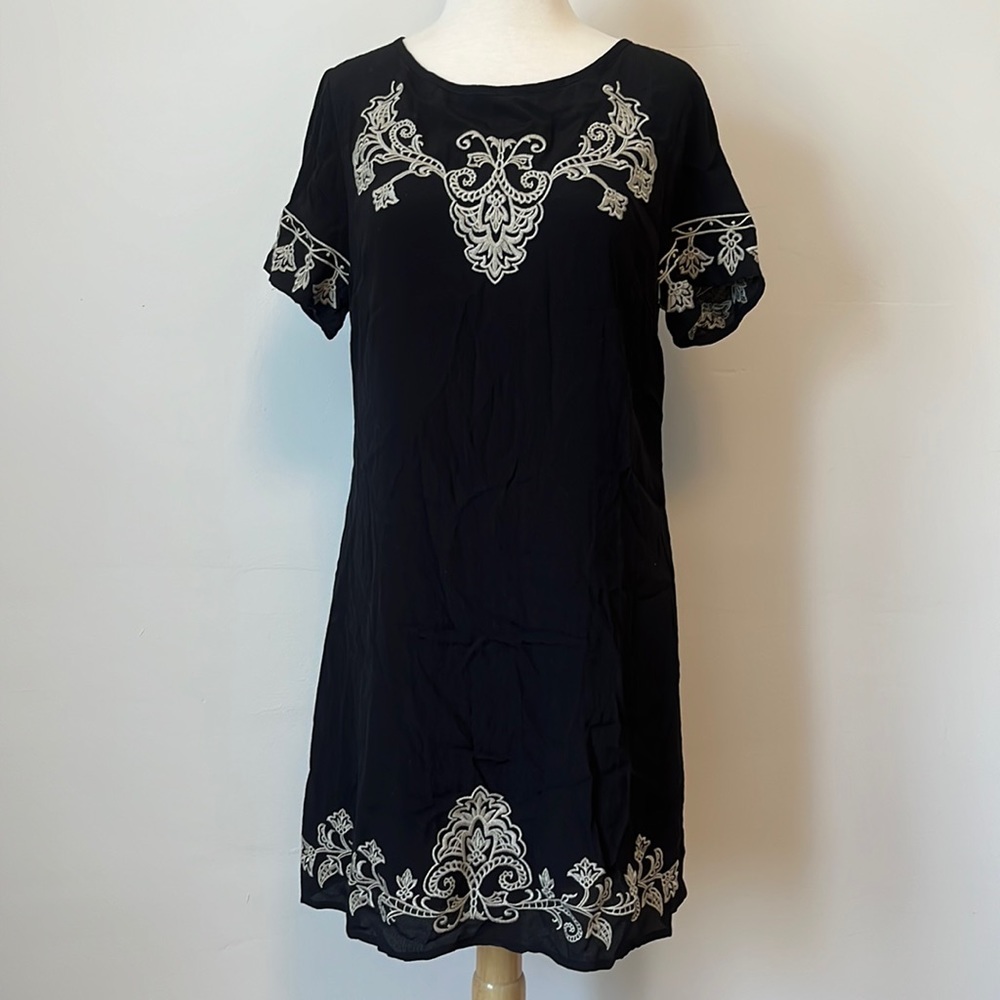 LULUS black dress